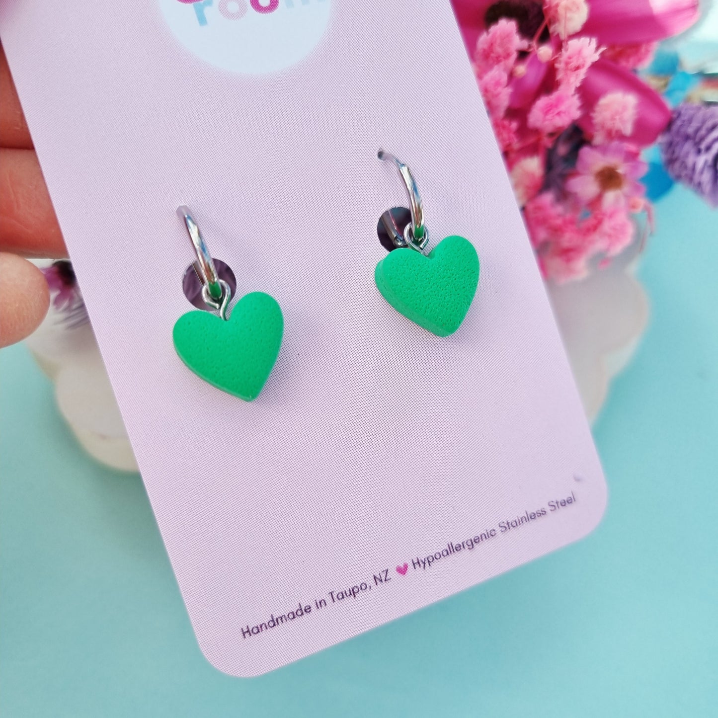 Chunky green heart huggie