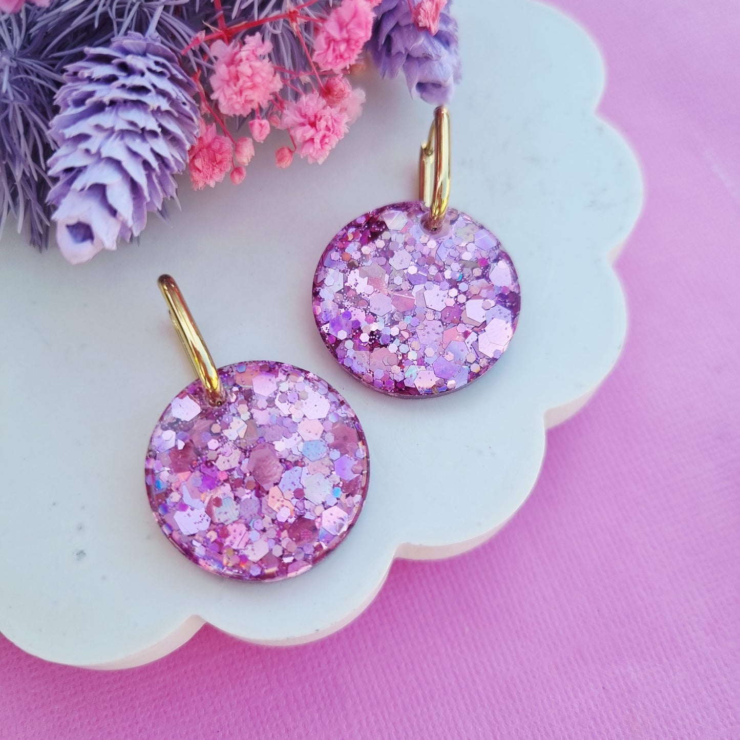 Maxi glitter oval huggie