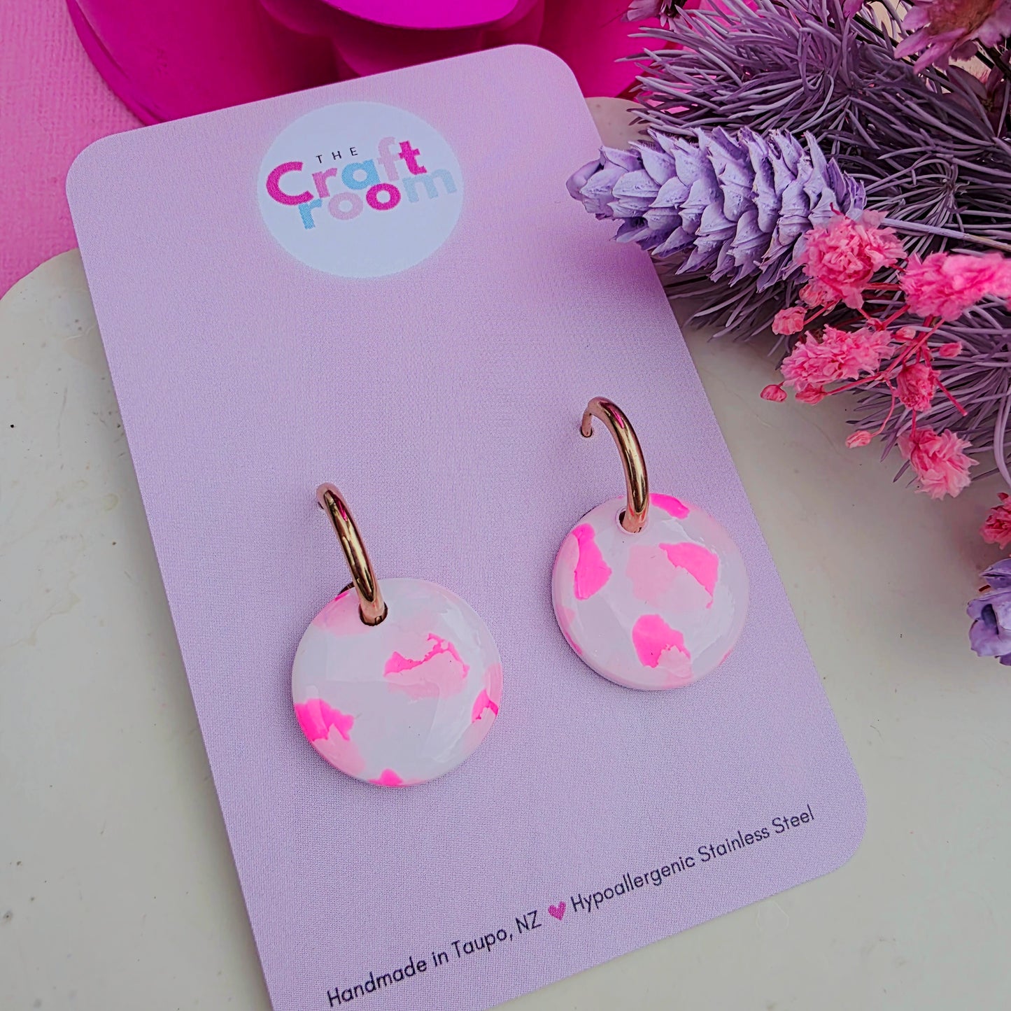 Midi circle huggie hoop (rose gold)