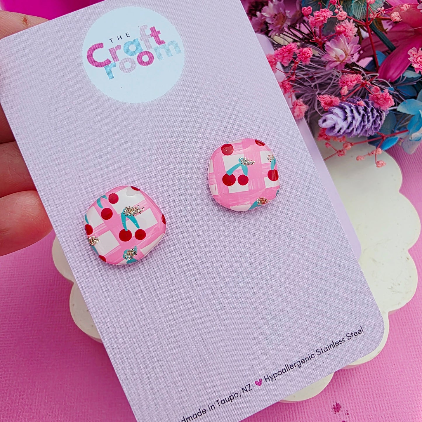 Midi cherry stud