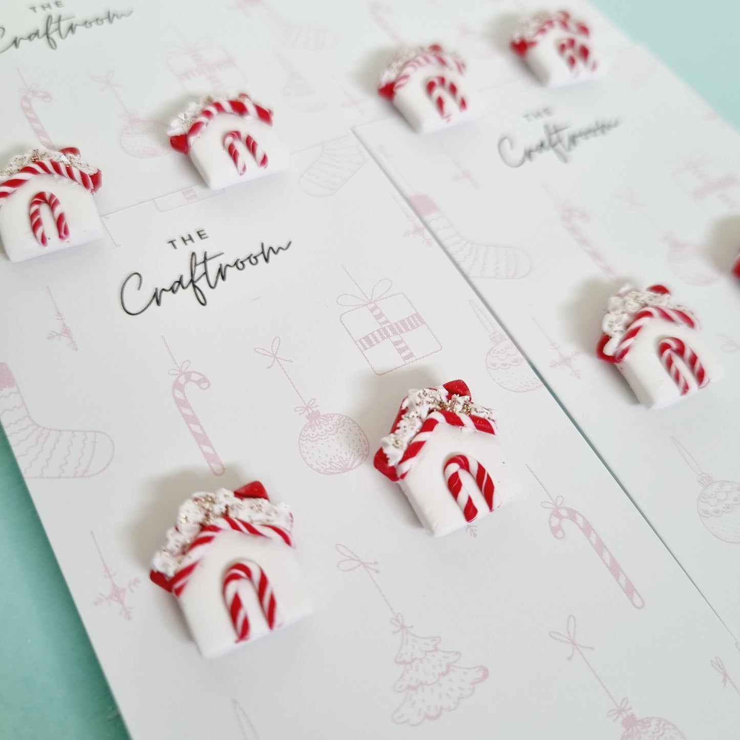 Gingerbread house (red)