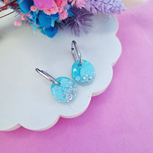 Midi glitter oval huggie