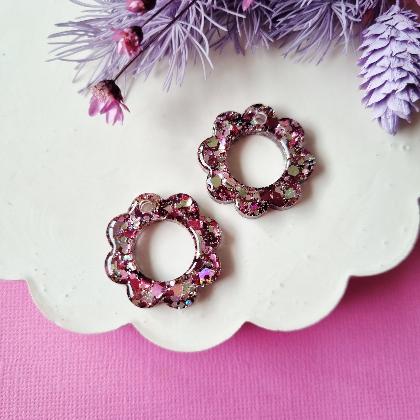 Flower donut glitter charm