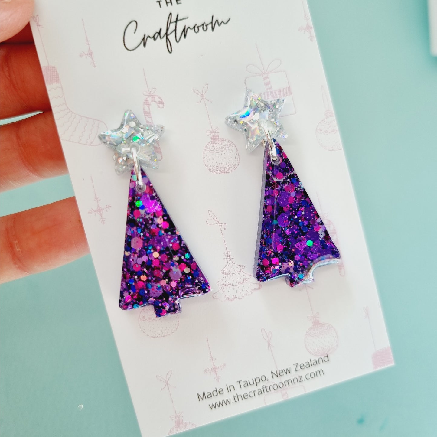 Christmas tree dangle