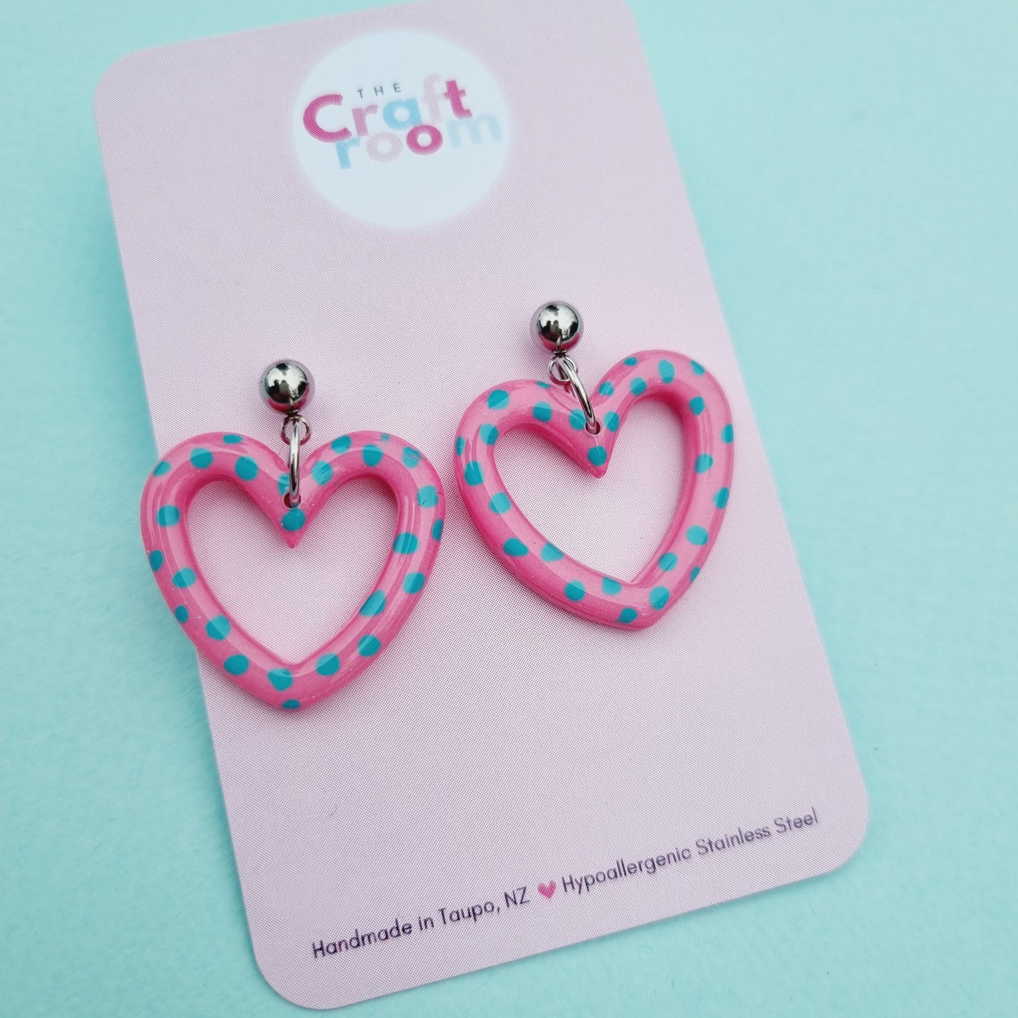 Heart dangle stud (large)