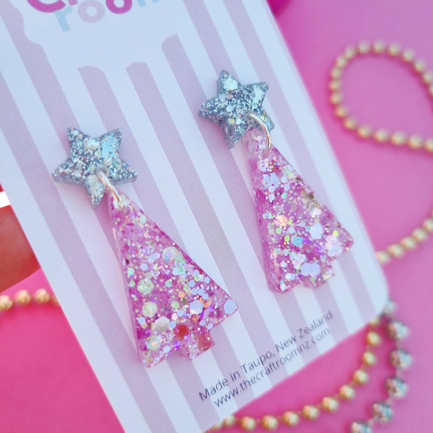 Christmas tree dangle