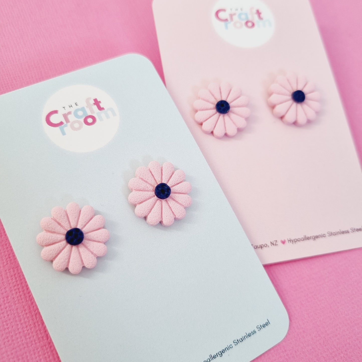 Flower stud