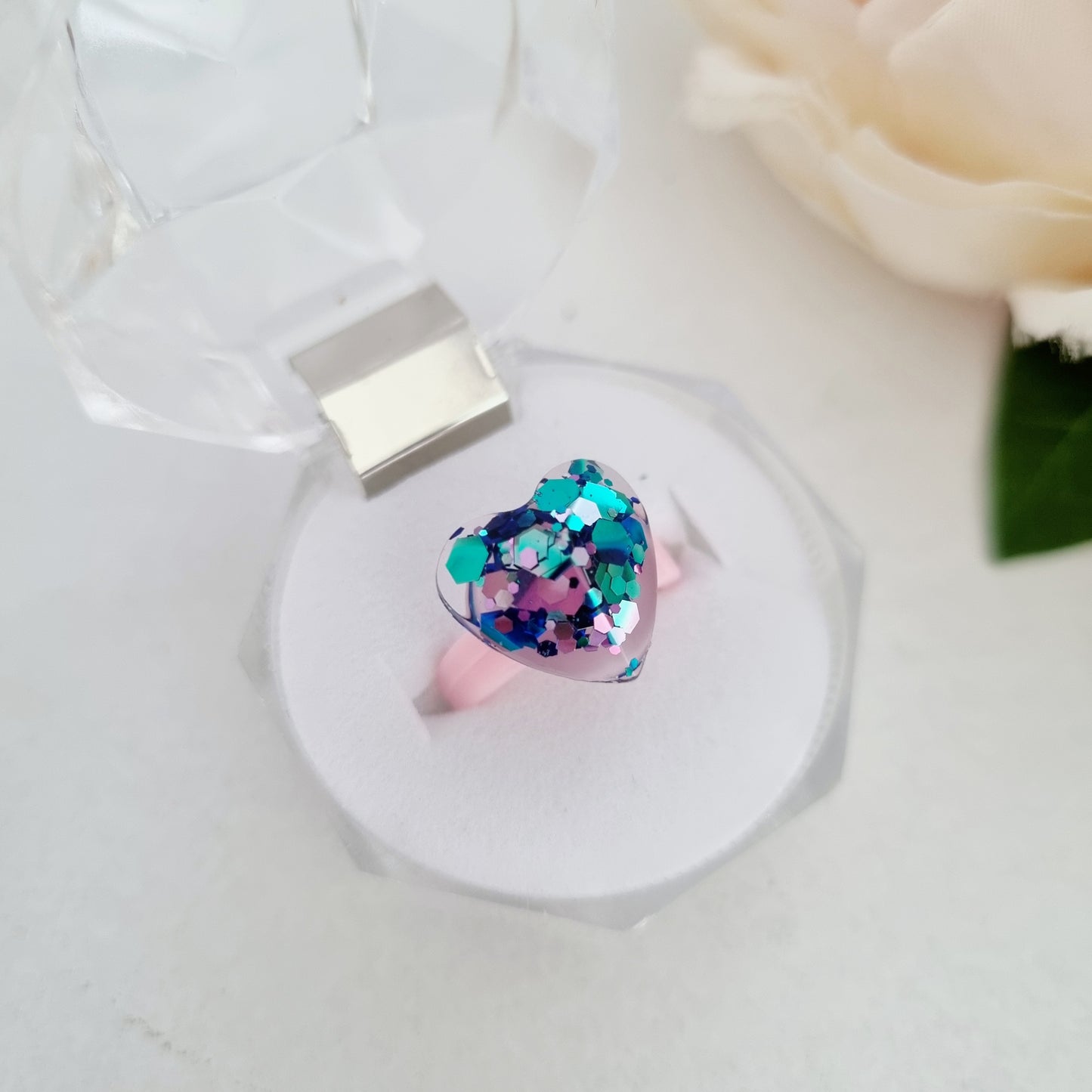 Resin ring- colour change heart