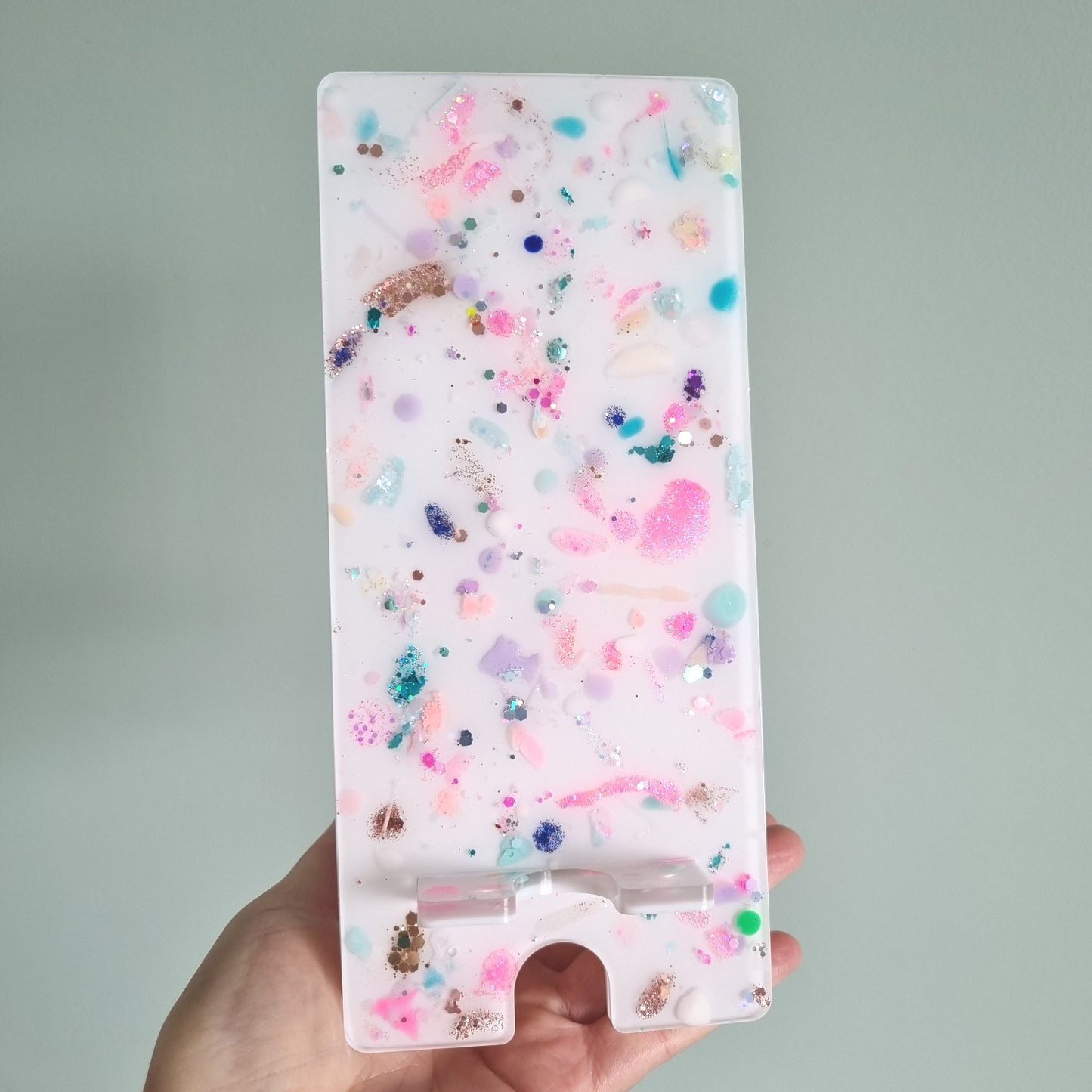 Phone stand- 'no waste'