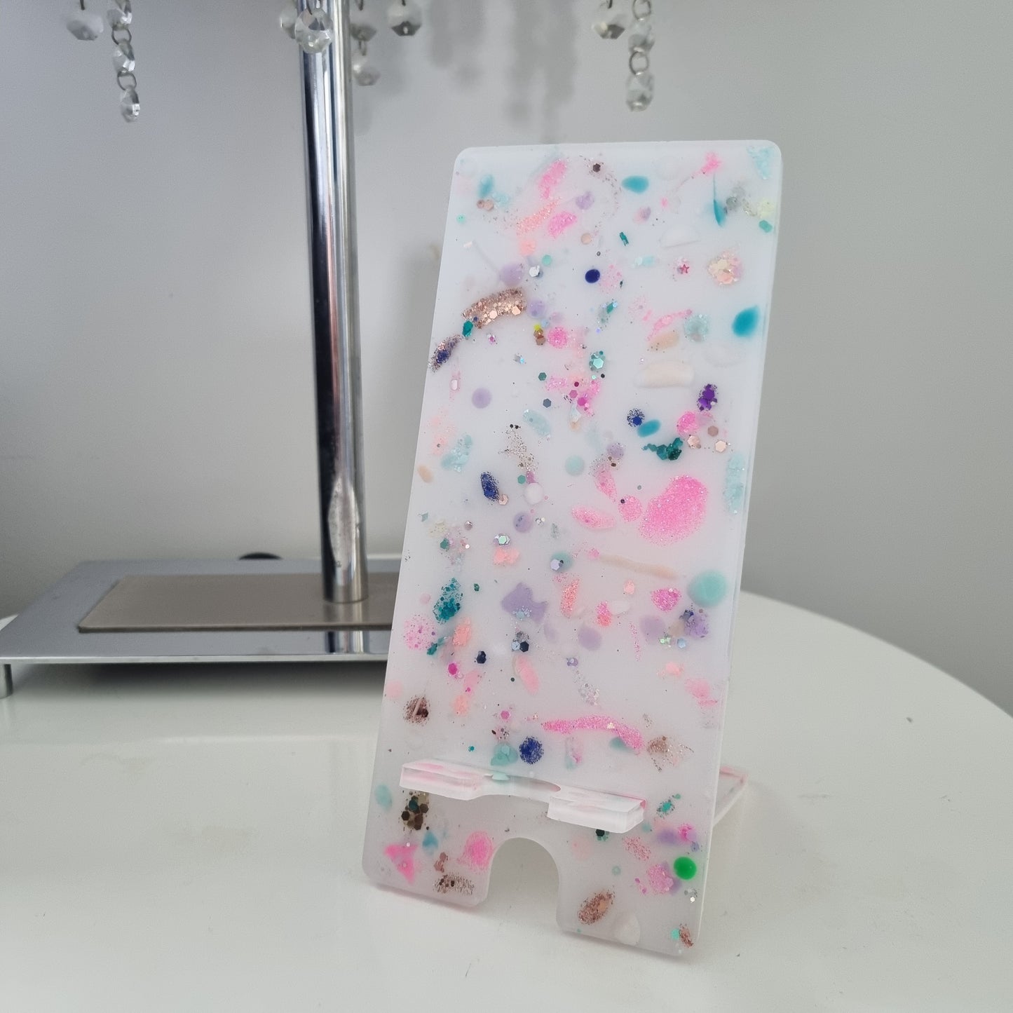 Phone stand- 'no waste'