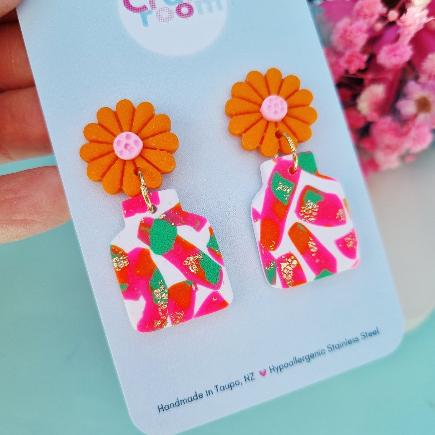 Flower and vase dangle