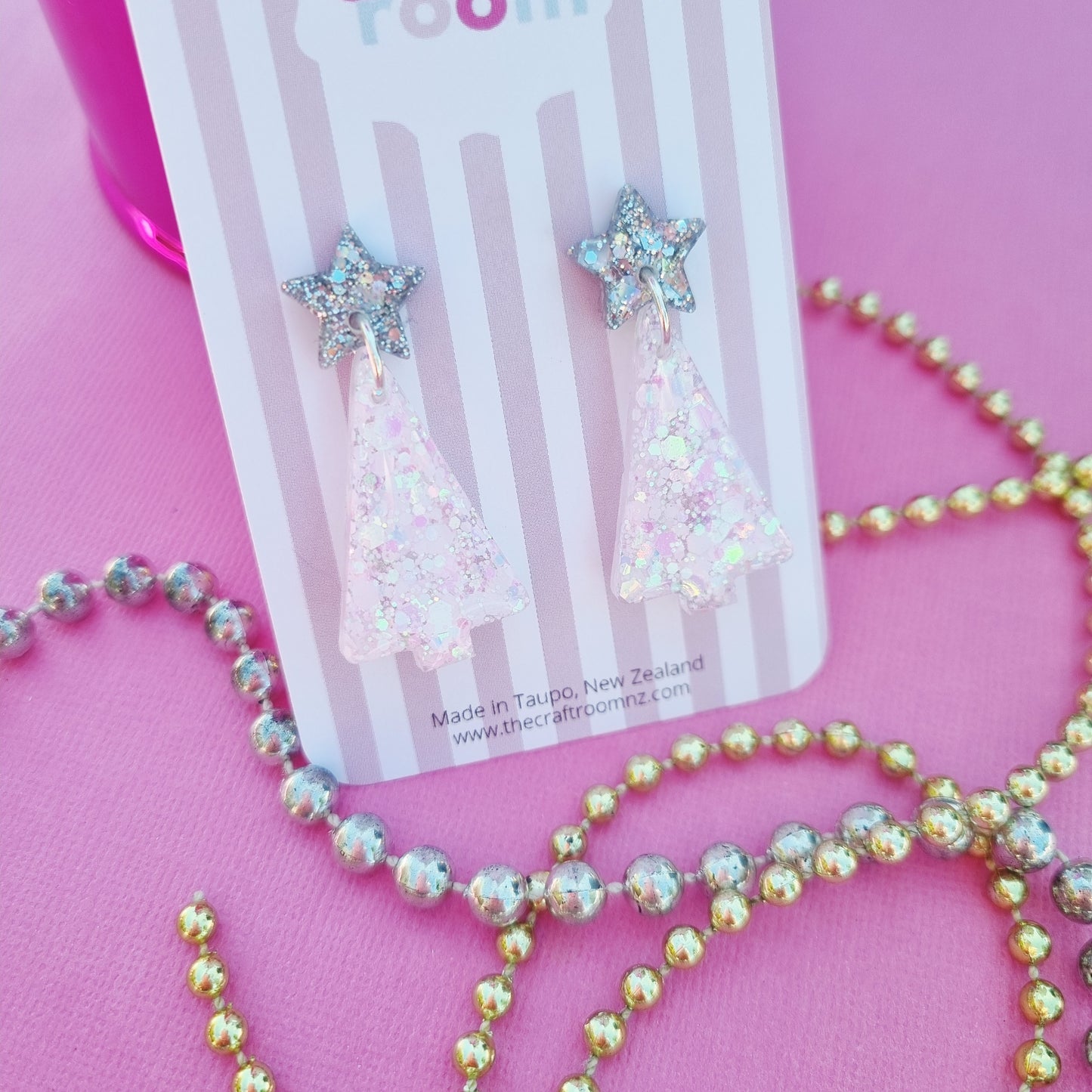 Christmas tree dangle