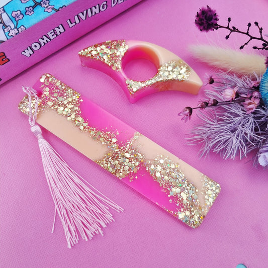 Bookmark & holder set