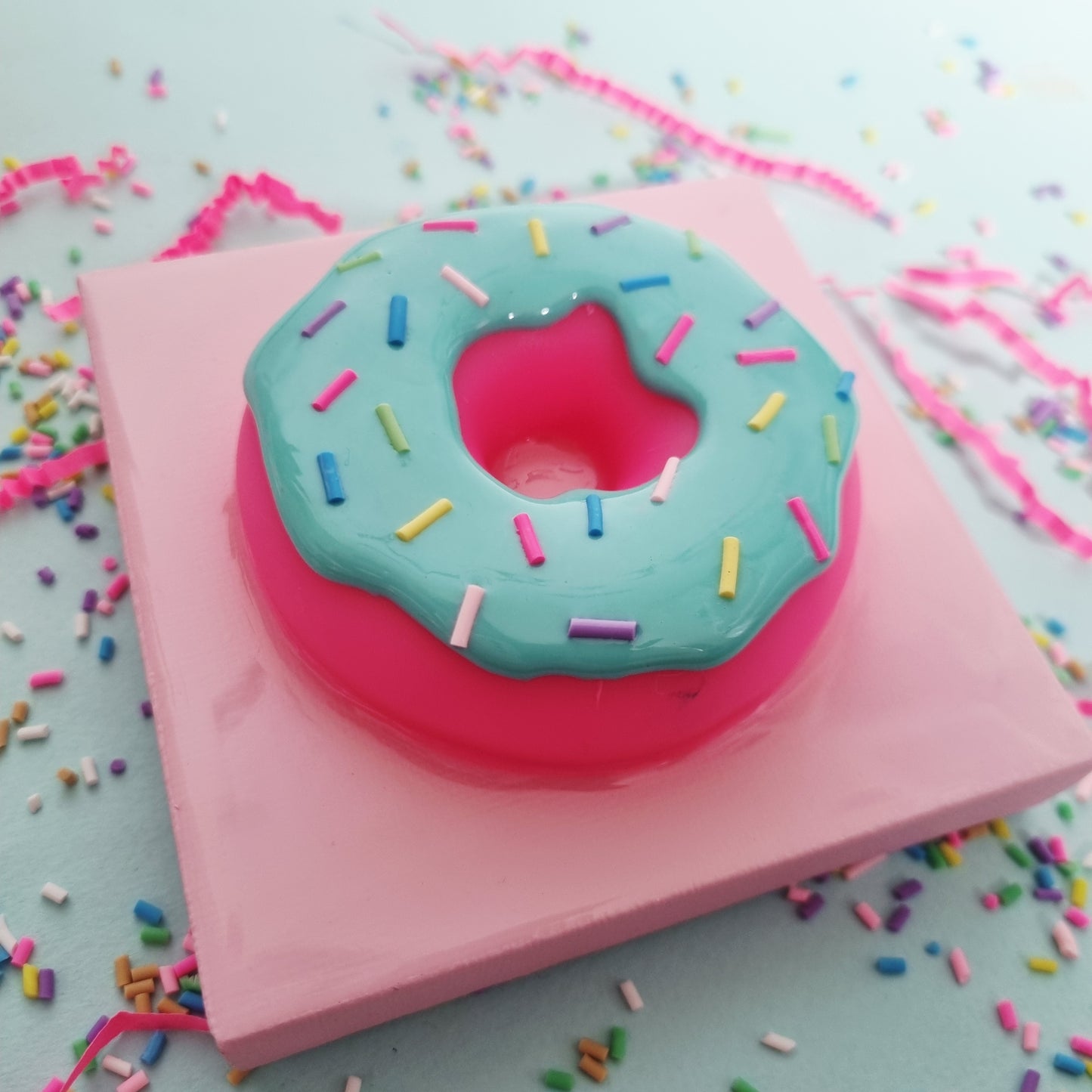 Resin wall donut