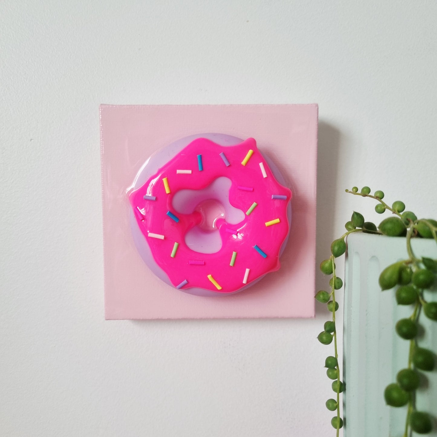 Resin wall donut