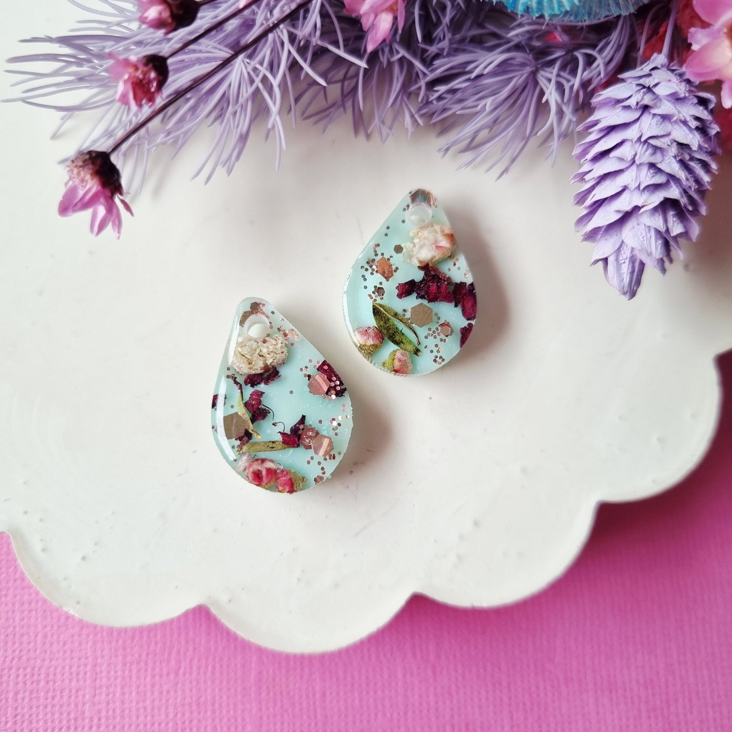 Tear drop manuka charm