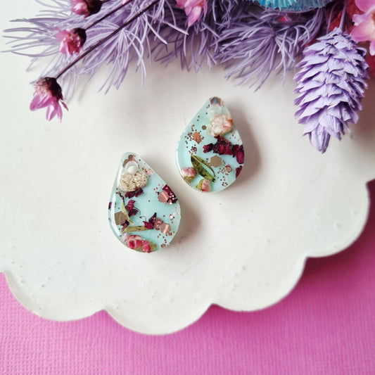 Tear drop manuka charm