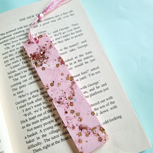 Resin bookmark