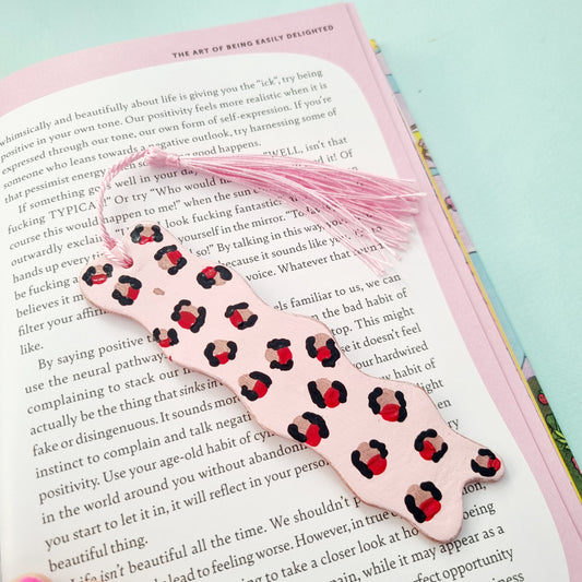 Curved clay bookmark