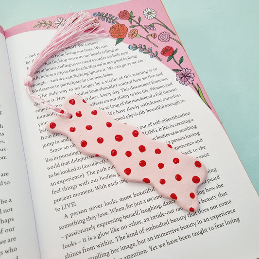 Curved clay bookmark