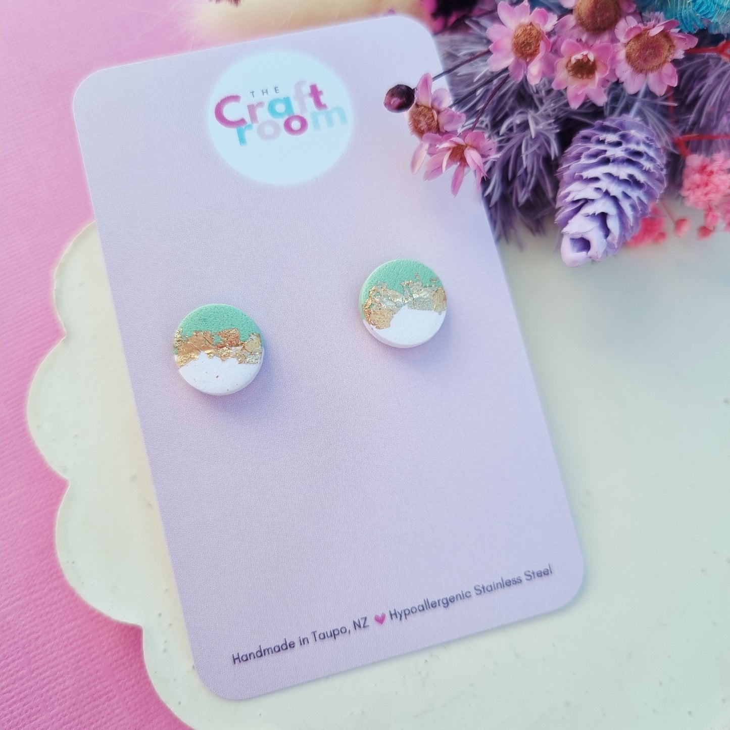 Mini stud (mint & white)