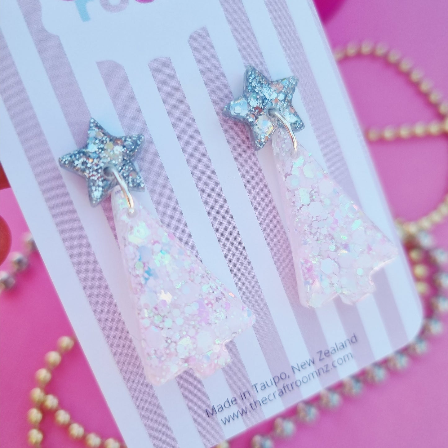 Christmas tree dangle