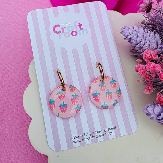 Maxi strawberry huggie hoop