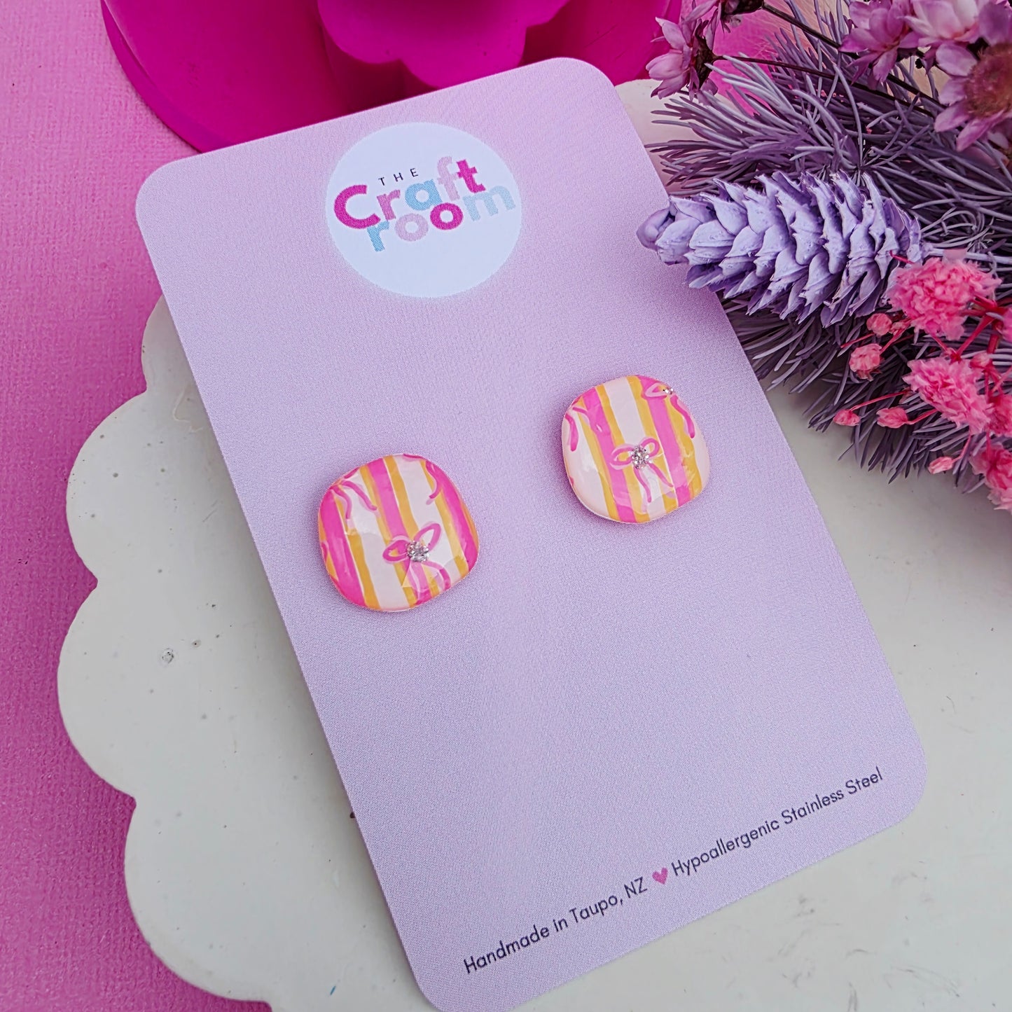 Midi stripe bow stud