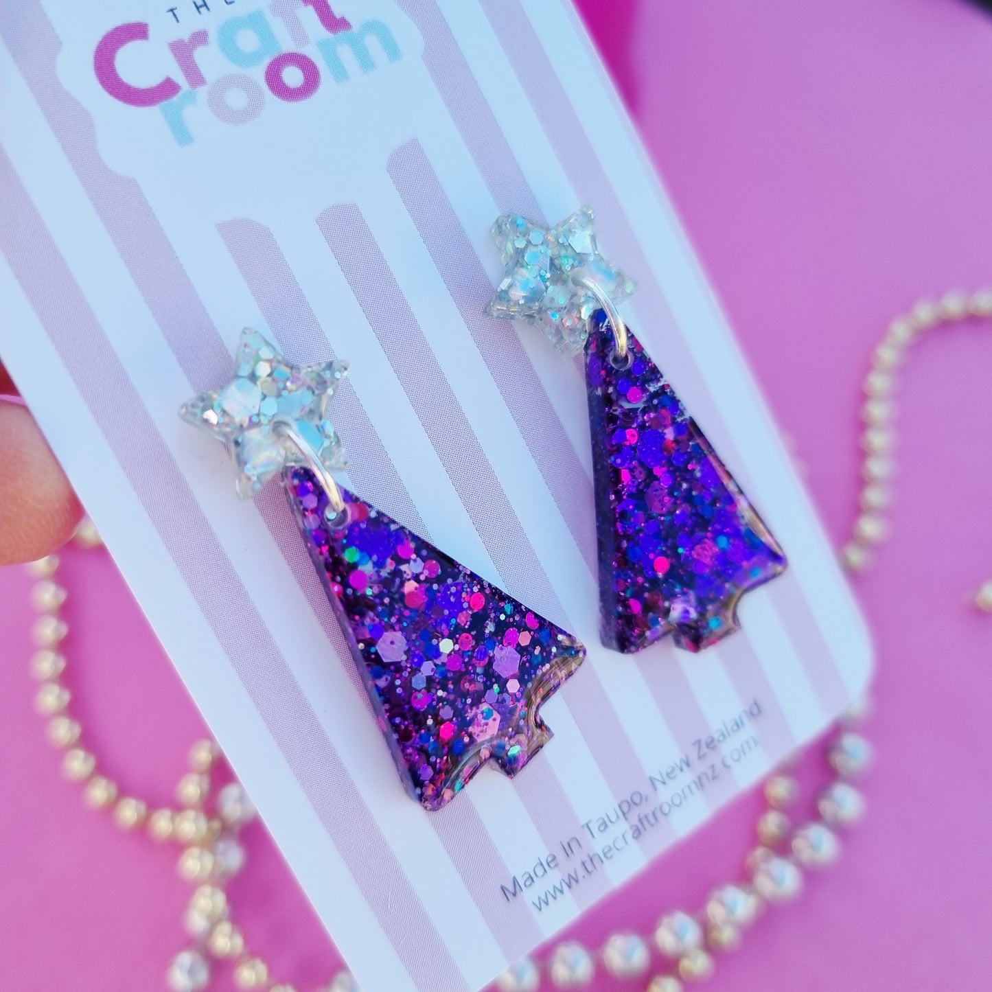 Christmas tree dangle